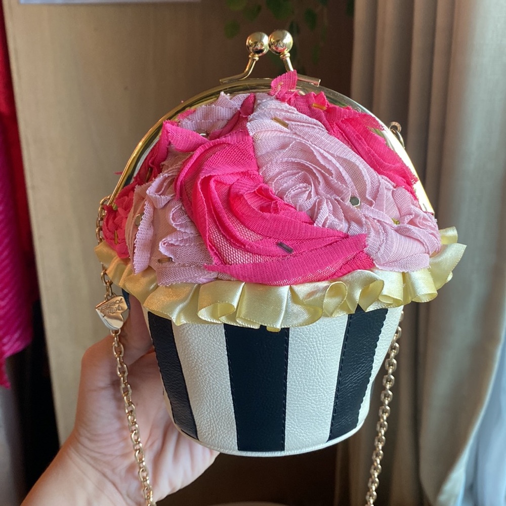 Betsy Johnson Pink and White Stripped Cupcake Clutch / Crossbody